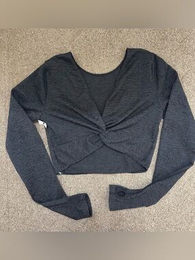JoyLab Charcoal Knot-Front Long Sleeve Crop Top